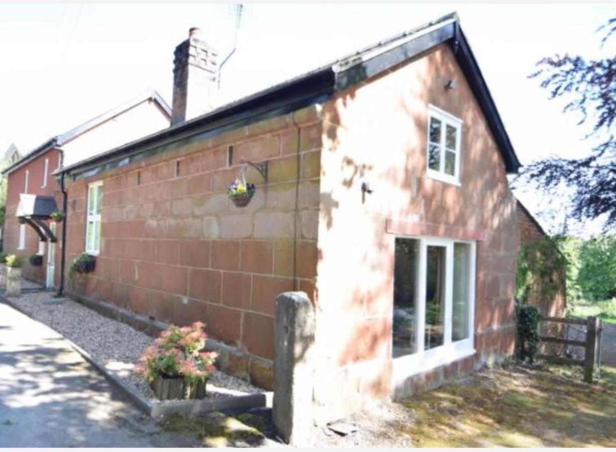 Pear Tree Cottage Courtyard Shrewsbury Exterior photo